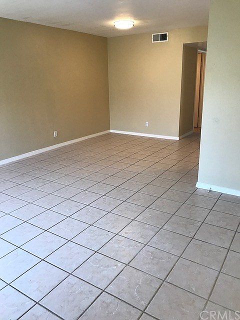 1st image of 3004 W Cheryllyn Ln #4