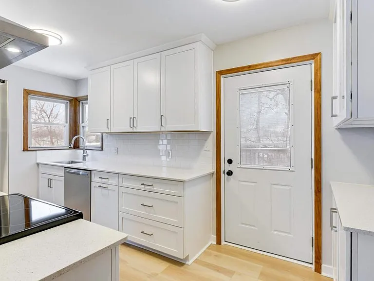 6621 Eliot View Rd — Photo 3