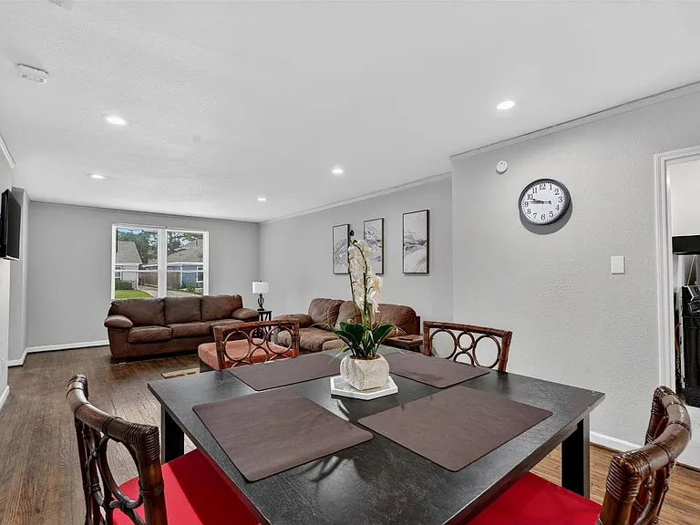 3863 Arbor St — Photo 16