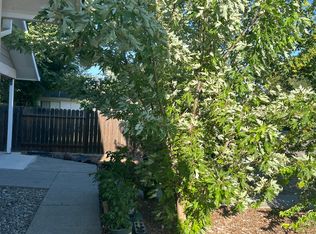 1817 Pomona Dr #A, Davis, CA 95616
