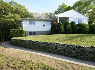 8 Norfolk Rd, Winchester, MA 01890