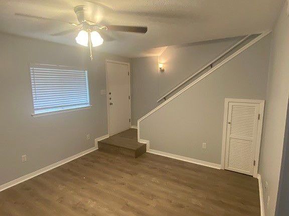 3rd image of 511 Boyett St APT 1