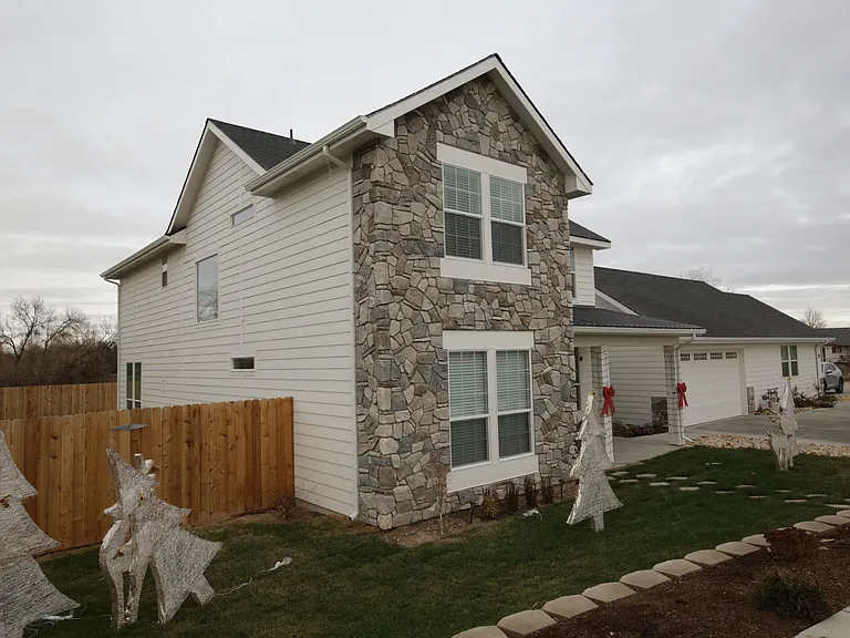 1724 W Iowa Ave — Photo 24
