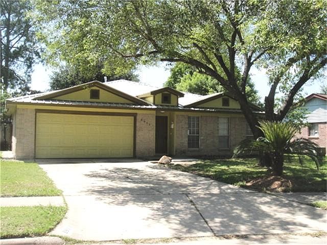 1st image of 8911 Winding River Dr