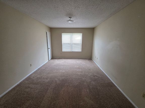5th image of 405 N Gertrude St #207
