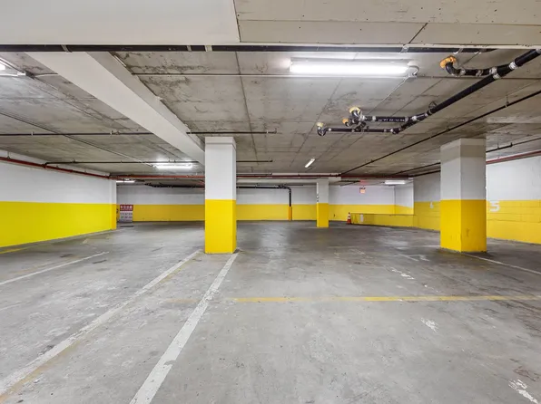 138-12 Northern Boulevard image 17 of 17