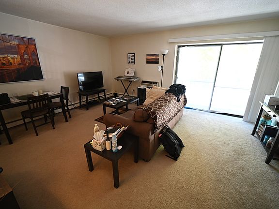 4th image of 24 Highland Ave APT 9
