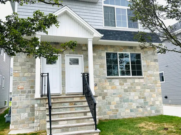 84 Bionia Ave, Staten Island, NY 10305