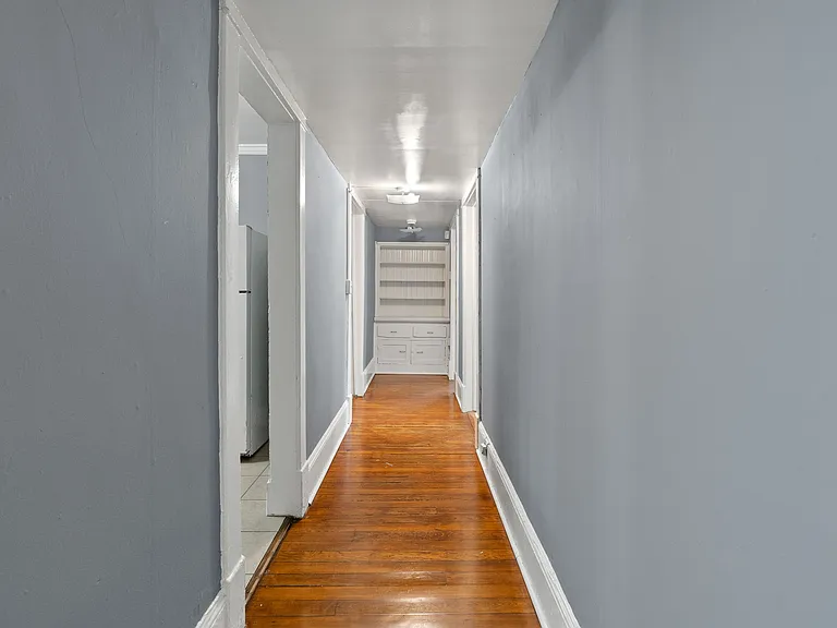 160 4th St NE #9 — Photo 12