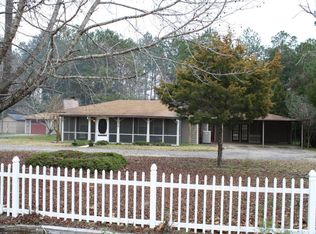 8336 Woodleigh Rd, Youngstown, FL 32466