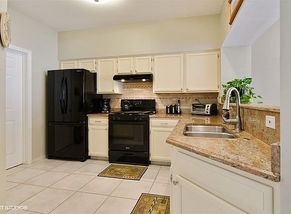 4th image of 238 Camel Bend Ct