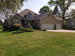 7026 Bridgeman Rd, Deforest, WI 53532