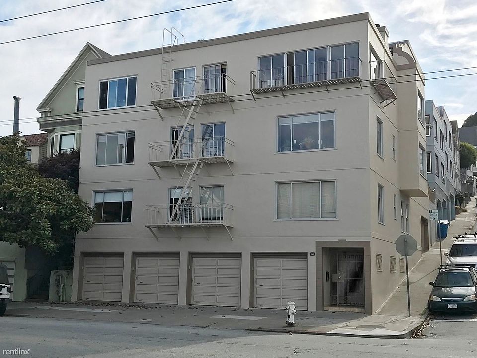 1st image of 250 Castro St APT 4