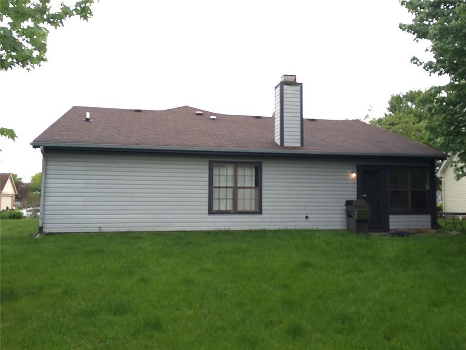 2nd image of 7727 Stonebranch South Dr