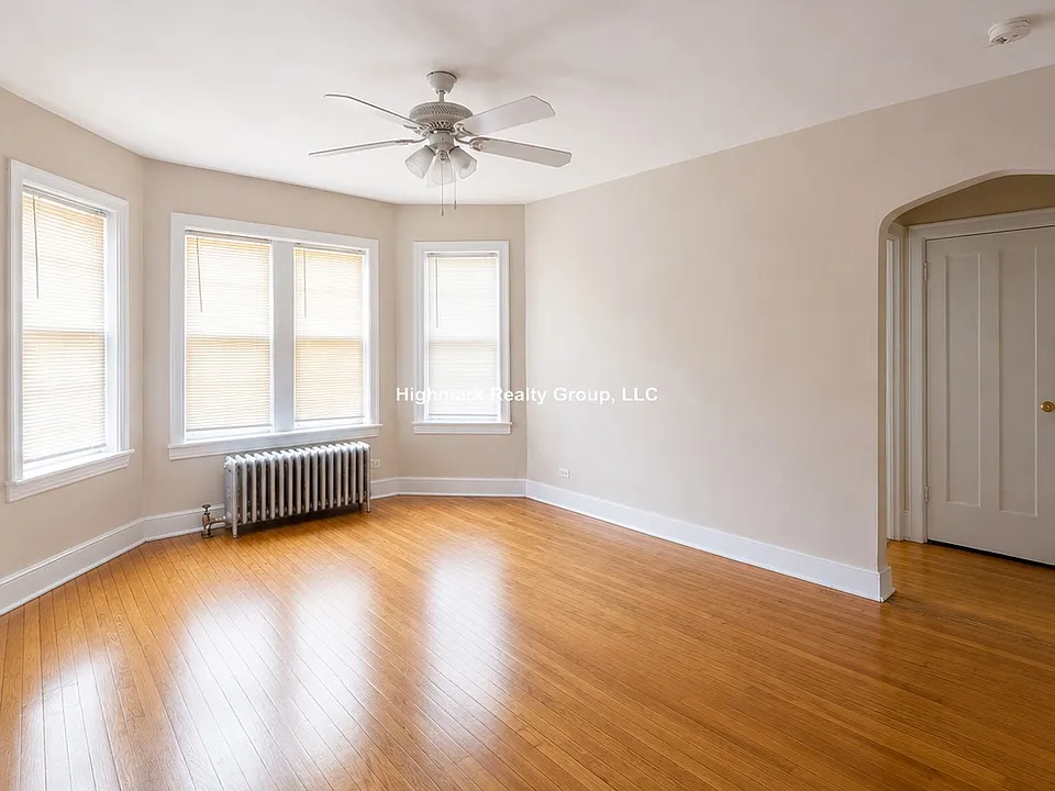 5030 N Springfield Ave #3A