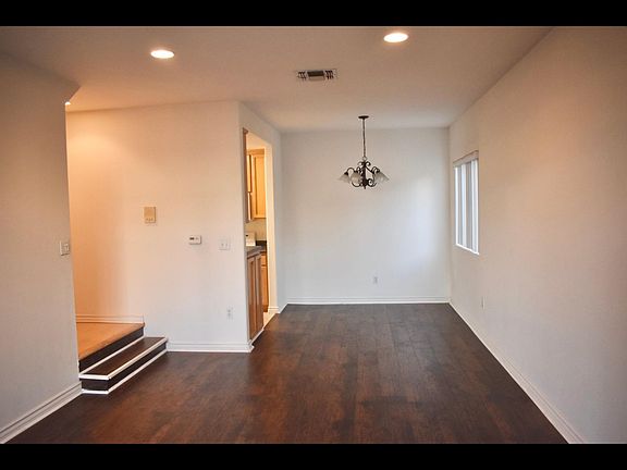 Dining Area (New Hardwood)