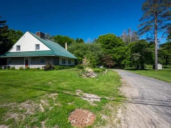 8424 Turin Rd, Rome, NY 13440