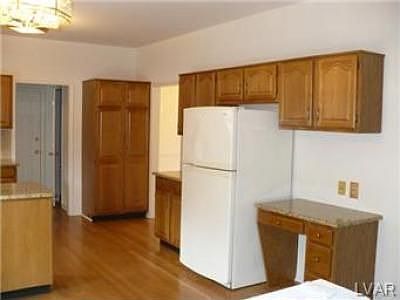 4th image of 3323 Abbey Ct