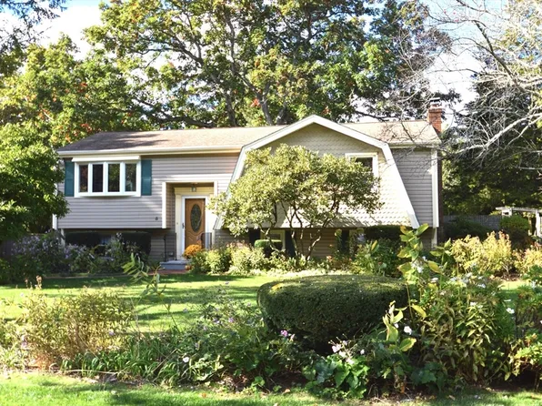 5 Wilbur St, Norton, MA 02766