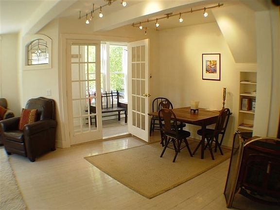 3rd image of 513 W Pacific Ave