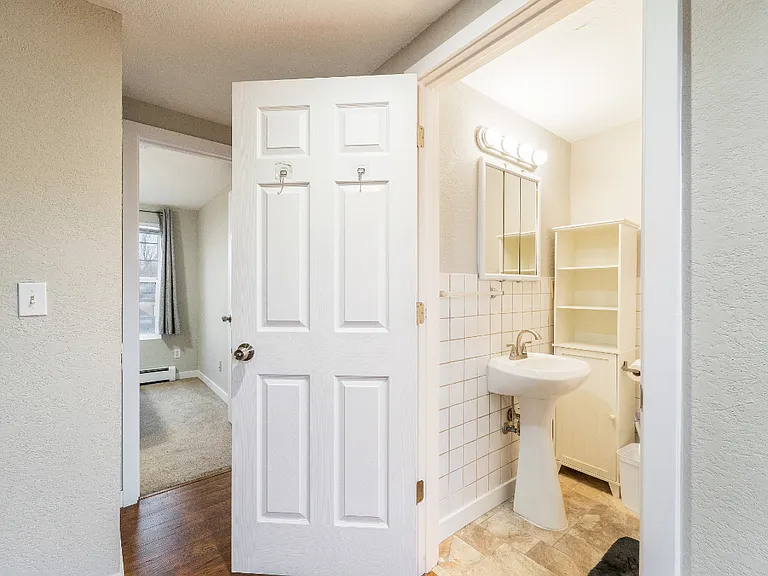 717 23rd Ave #3 — Photo 7