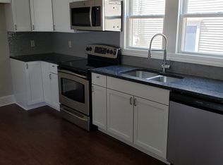 910 Washington St, Lincoln, NE 68502