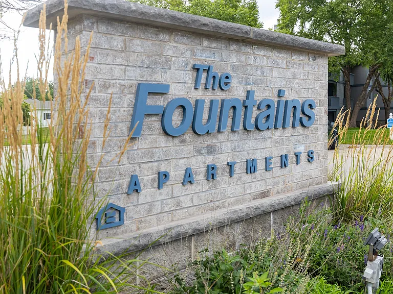 Fountains Apartments — Photo 55