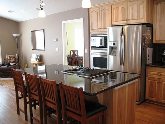 Kitchen prep and serving