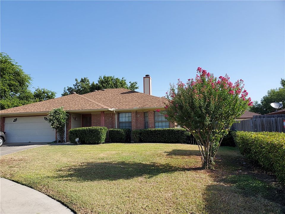 1st image of 2605 Amber Ct