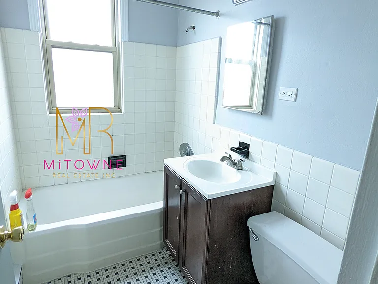 2400 W Farragut Ave #3A — Photo 13