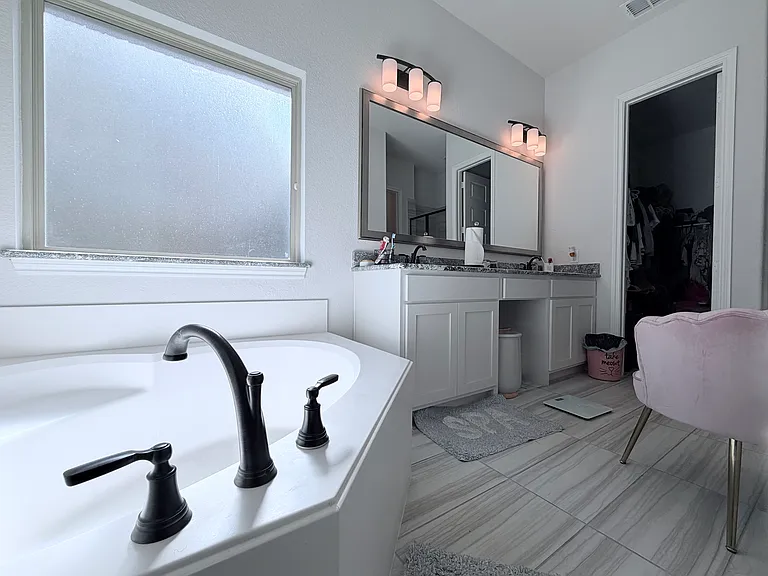 516 William Ct — Photo 14