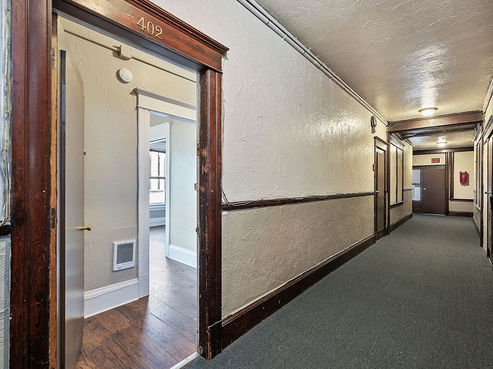 1st image of 409 Eastlake Ave E APT 201