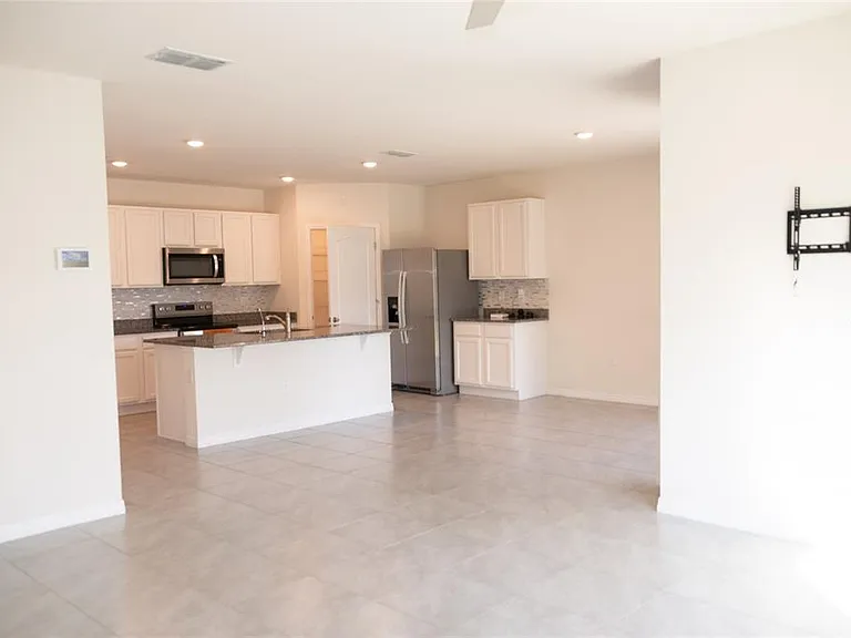 3383 Hammond Point — Photo 6