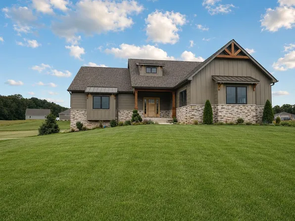 470 Stonebridge Pkwy, Valparaiso, IN 46383