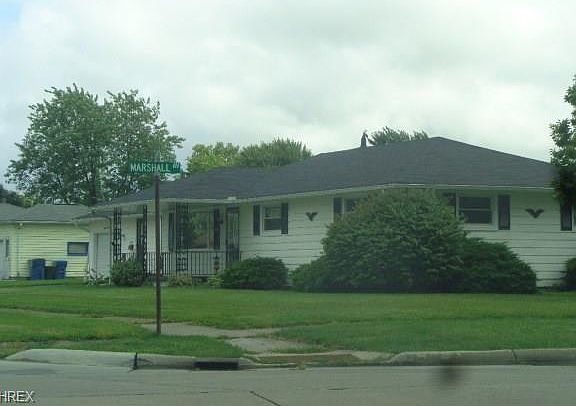 2nd image of 1819 W 29th St