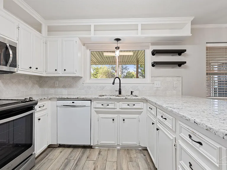 3 Lackland Cir — Photo 6