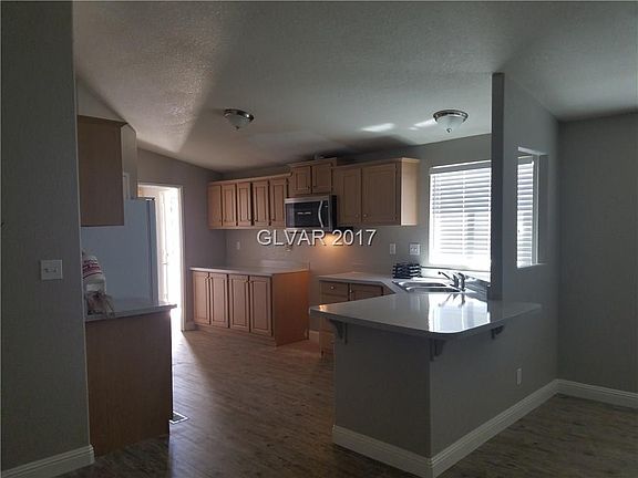 2nd image of 4942 Mar Vista Way