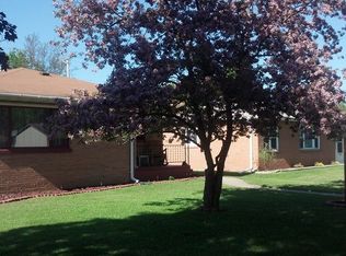 828 Hamilton Ave, Kingsford, MI 49802