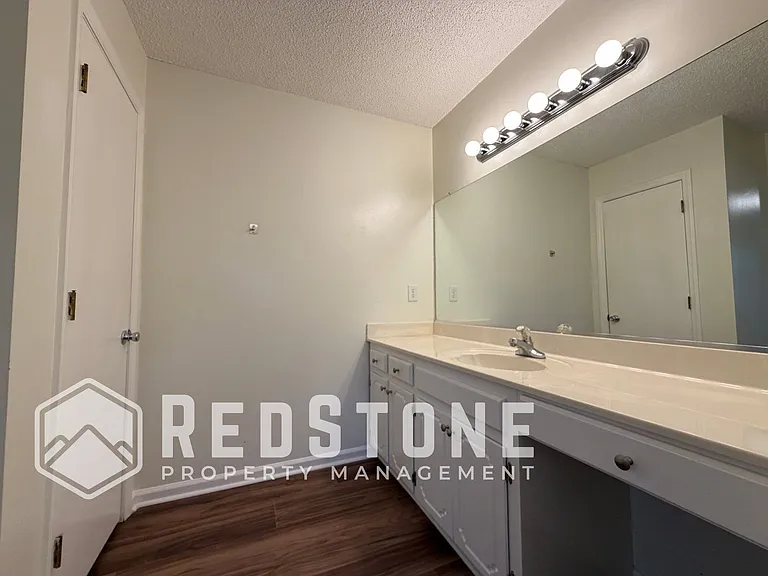3138 Whitesell Dr #C — Photo 29