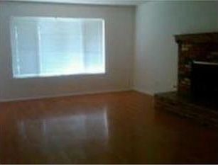 3rd image of 3832 Bluff St