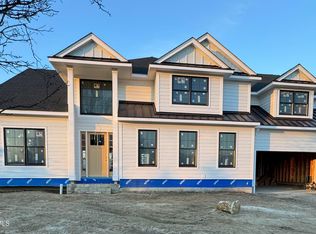 11 Leeward Ct, Oceanport, NJ 07757