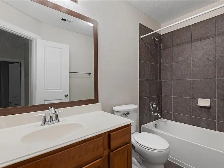 1906 Sonoma Breeze Dr — Photo 28
