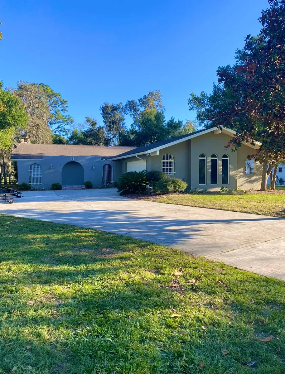 Building Photo - 11 Bumelia Ct
