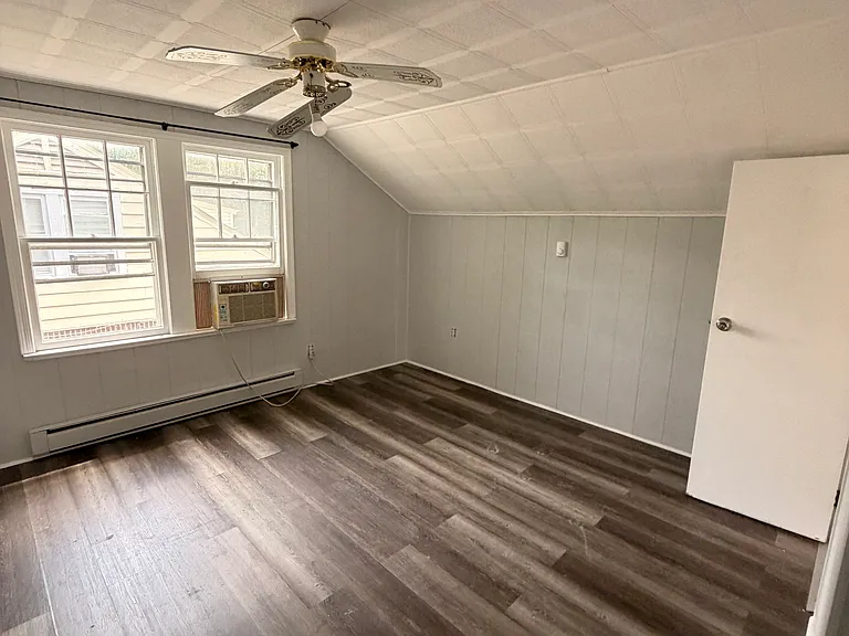 331 Delaware Ave — Photo 13