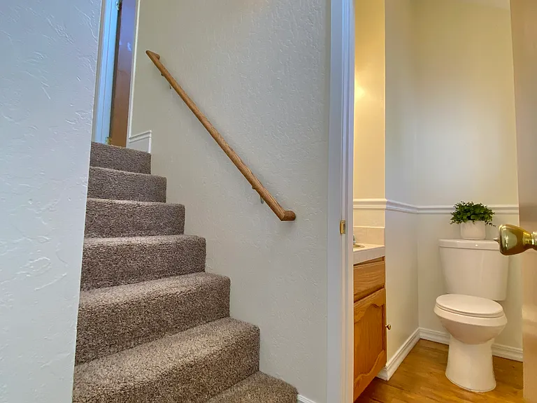 2509 Garfield Ct — Photo 6