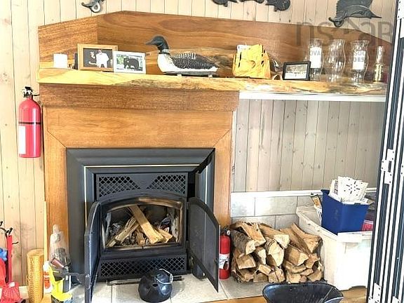 5th image of 1642 McLeans Lake Rd