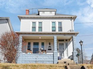 398 Clarendon St, Newark, OH 43055
