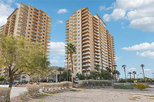 8255 Las Vegas Blvd S Photo 1