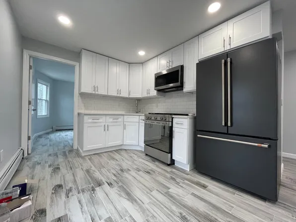 (undisclosed Address), Staten Island, NY 10303