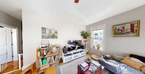33 Portsmouth St Photo 1